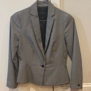 Banana Republic Size 2 Women's Black and White Checkered Blazer